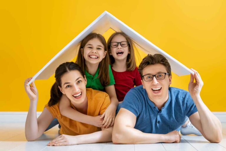 una famiglia sotto un tetto