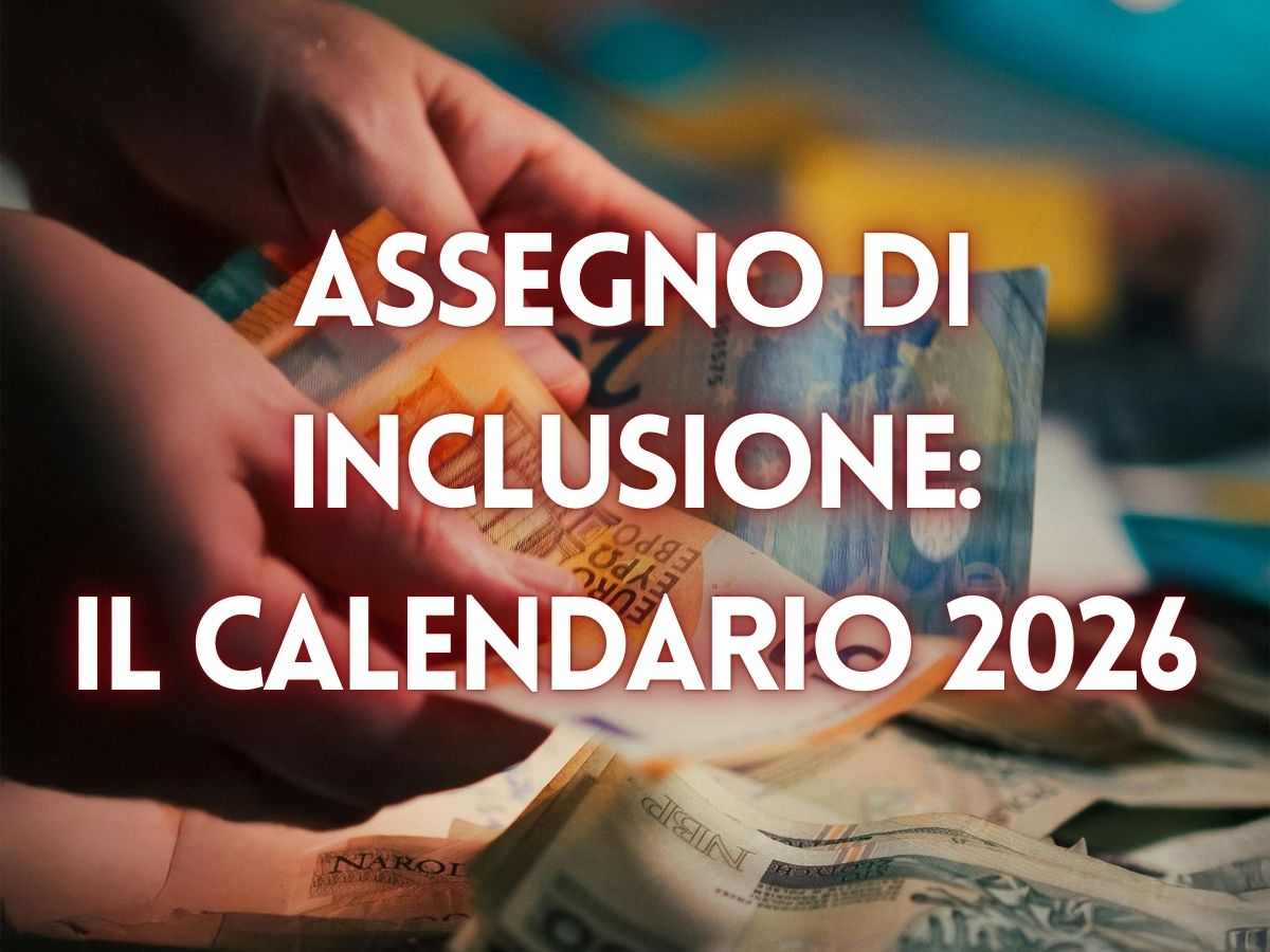 persona con contanti in mano